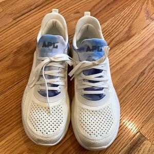 APL Techloom Tracer Sneakers